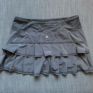 Lululemon Athletica skirt size 8 black